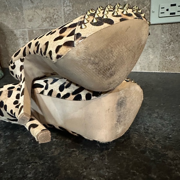 Steve Madden Animal Print Spiked Heels - Picture 6 of 6